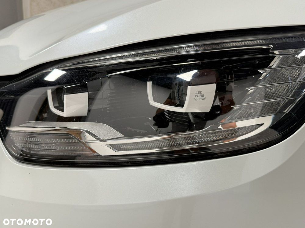 Renault Grand Scenic - 11