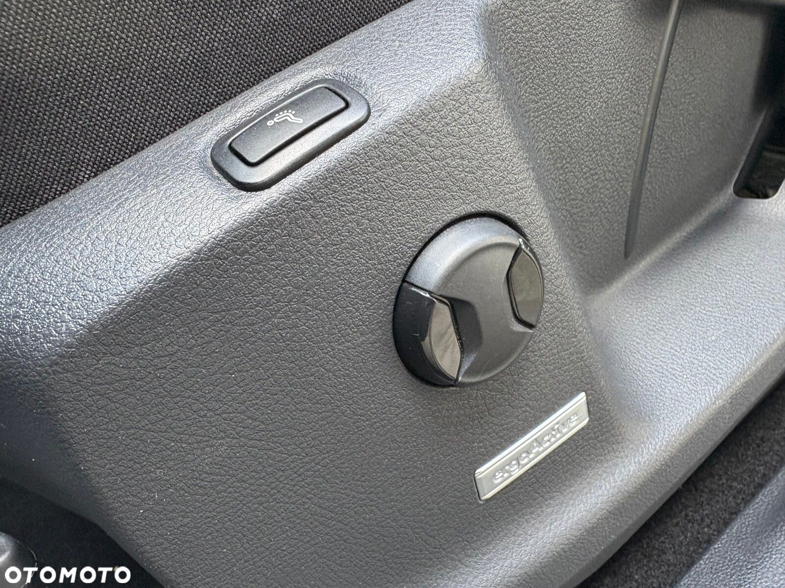 Volkswagen Touran - 22