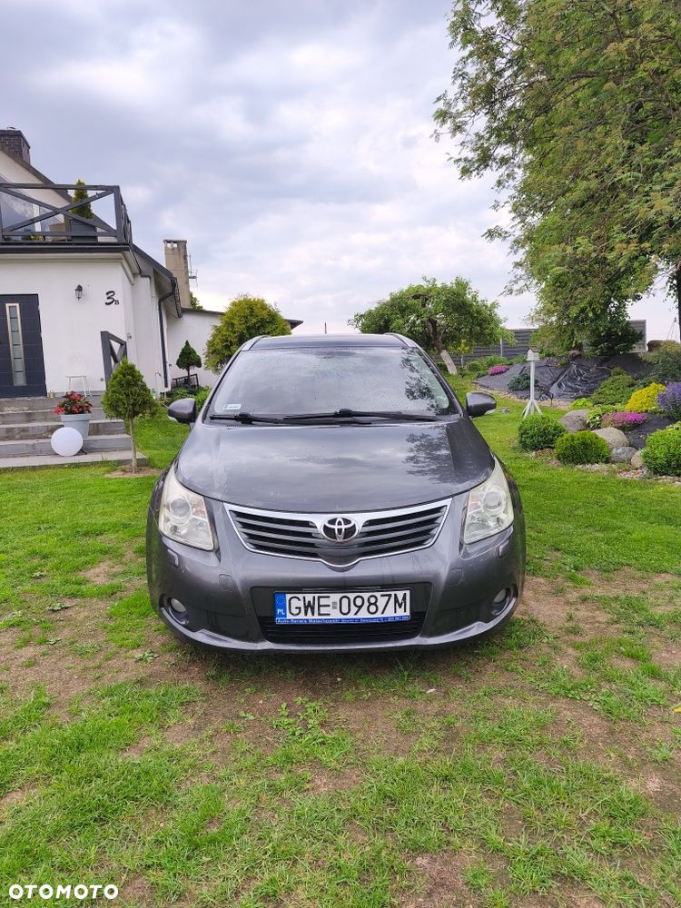 Toyota Avensis - 3
