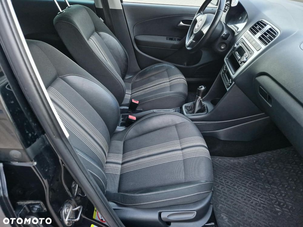 Volkswagen Polo 1.2 MATCH - 14