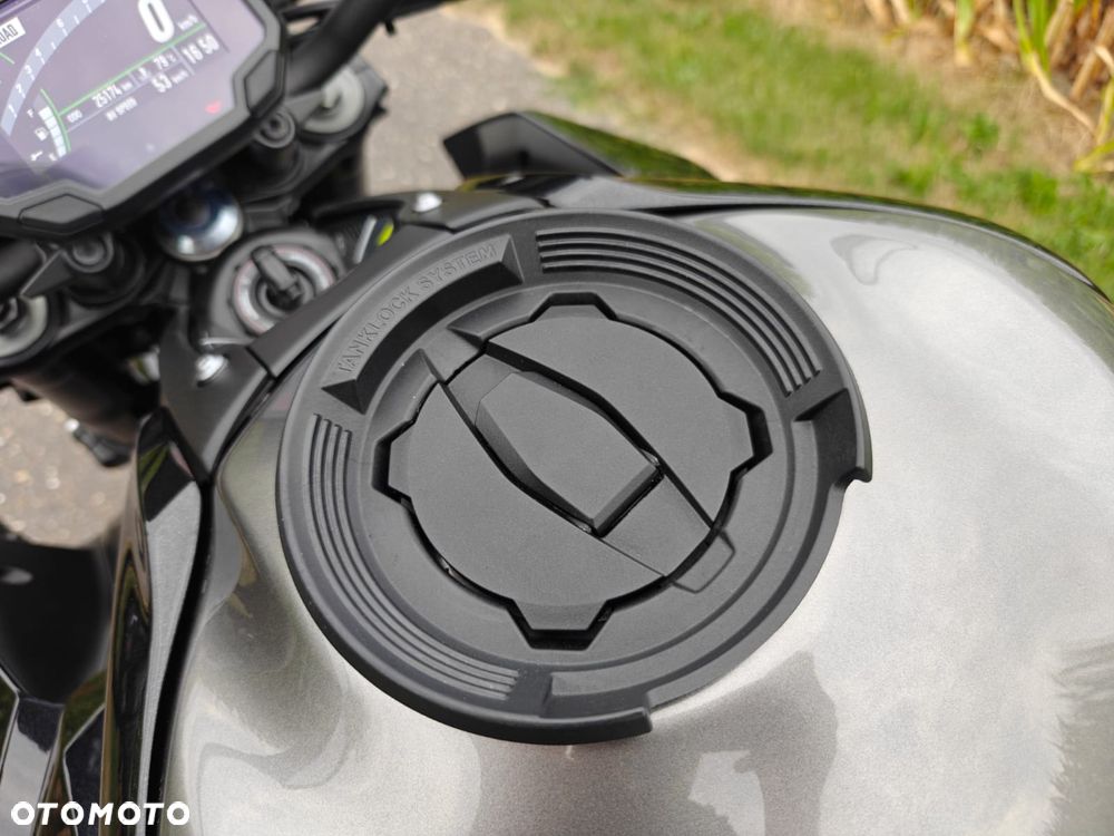 Kawasaki Z 900 - 6