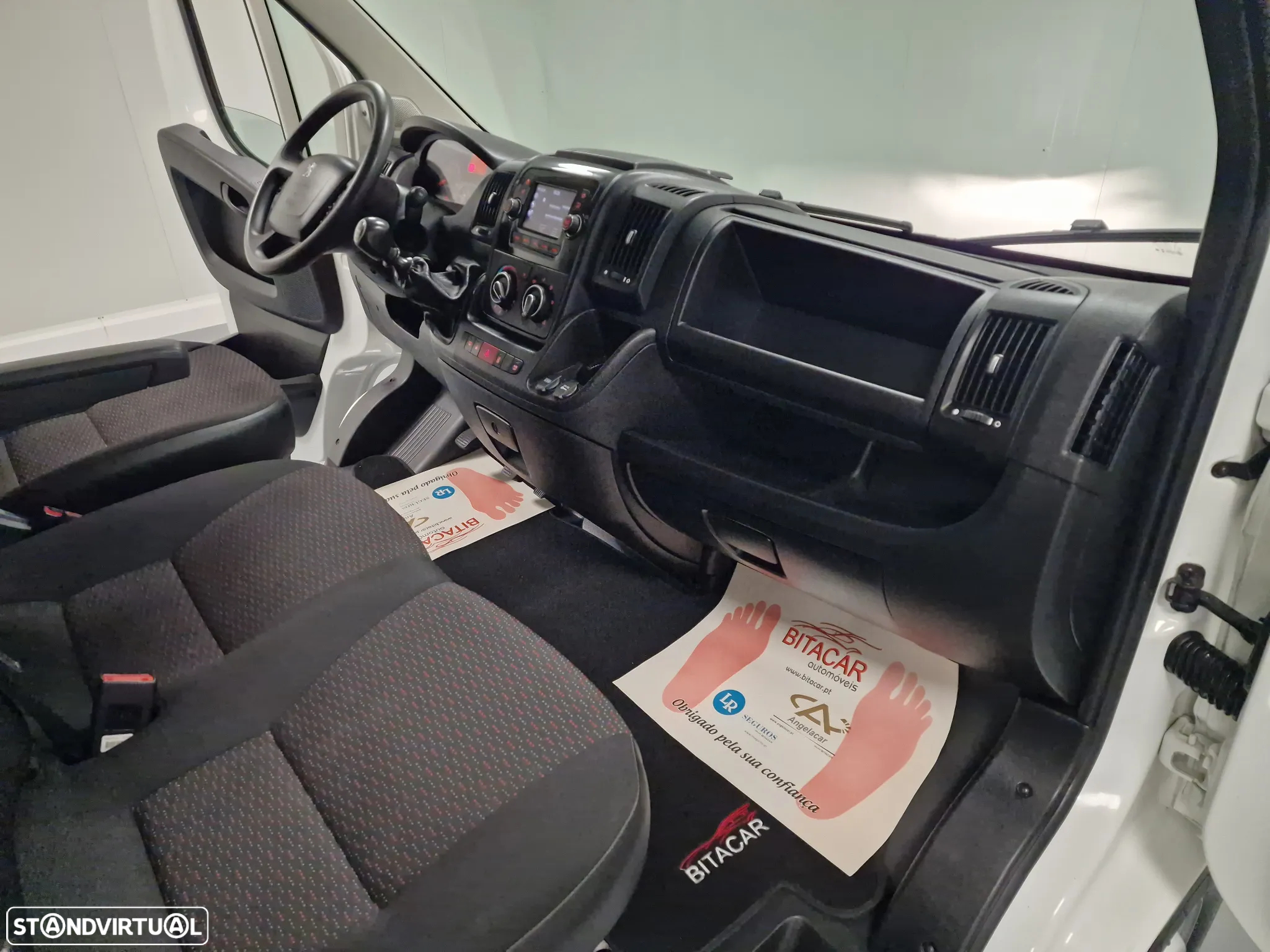 Peugeot BOXER 2.2 BLUEHDi 335 L2H2 Pro GPS CAM. TRASEIRA IVA DEDUTIVEL - 38
