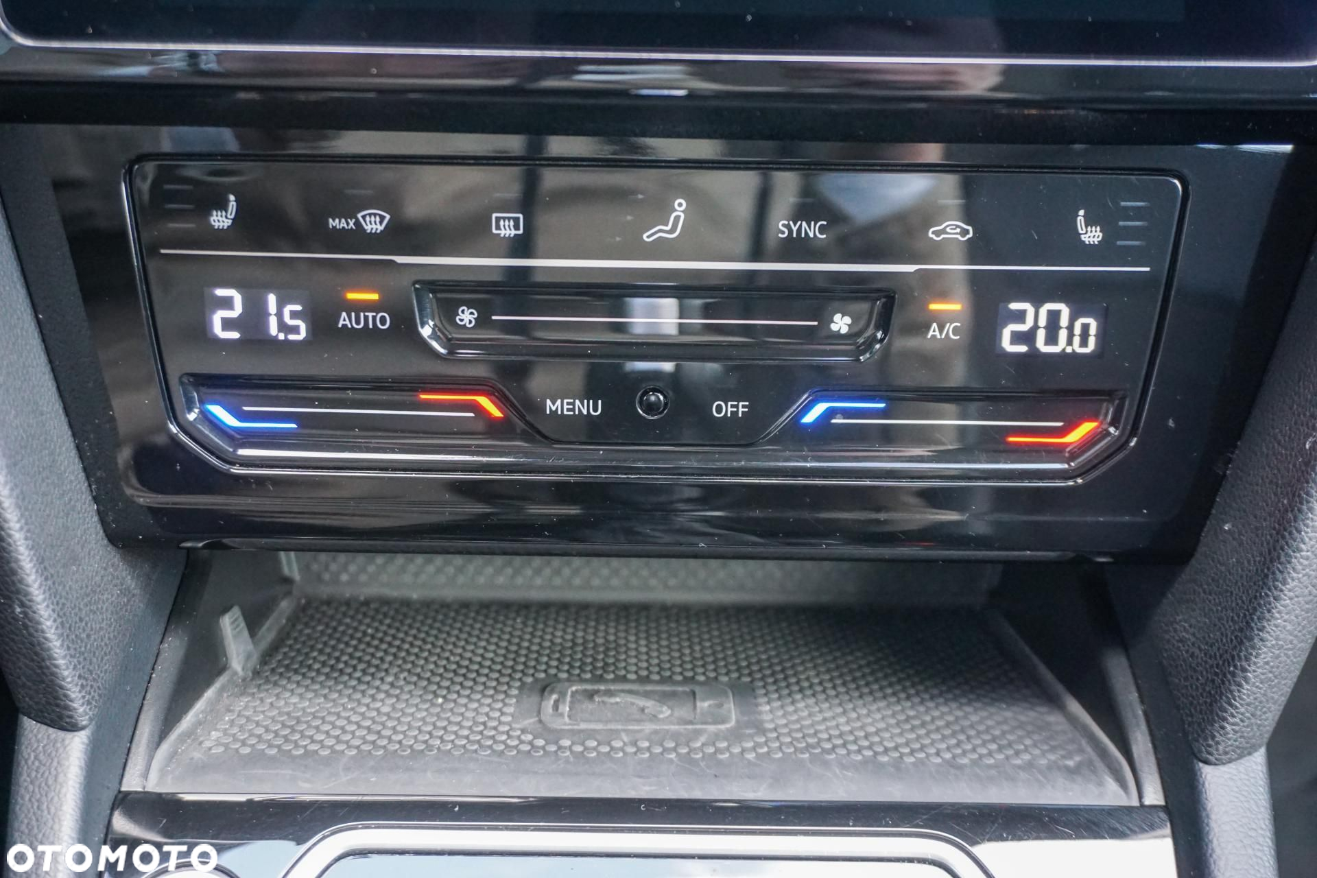 Volkswagen Passat 2.0 TDI EVO Elegance DSG - 28