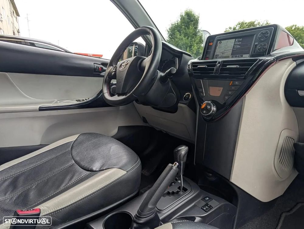 Toyota iQ 1.33 VVT-i 2 MultiDrive EP+NAVI+Bluetooth - 9