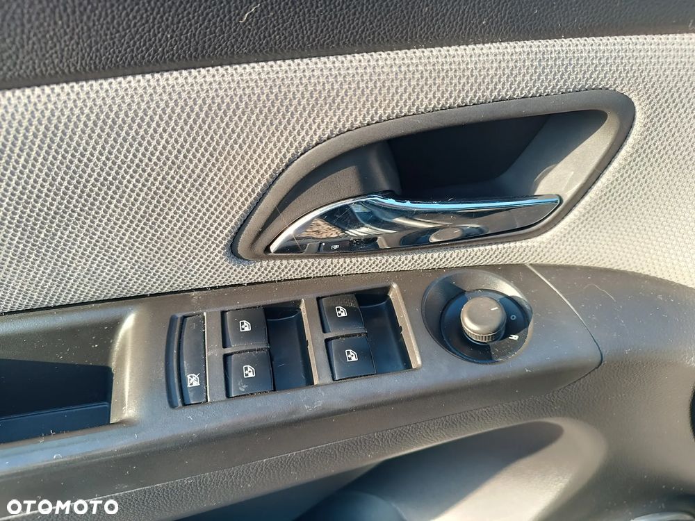 Chevrolet Cruze 2.0 D LT - 10