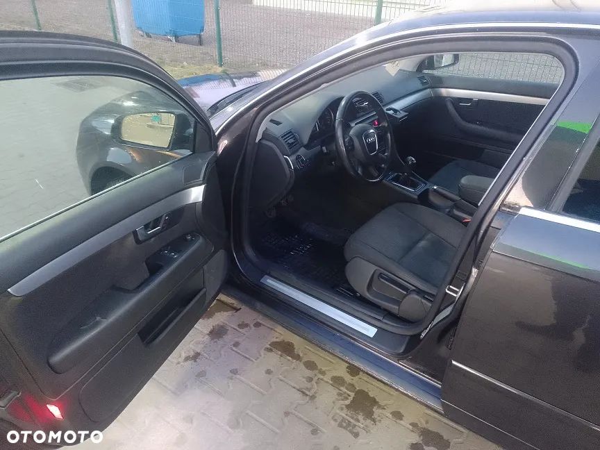 Audi A4 Limousine 2.0 TDI - 8