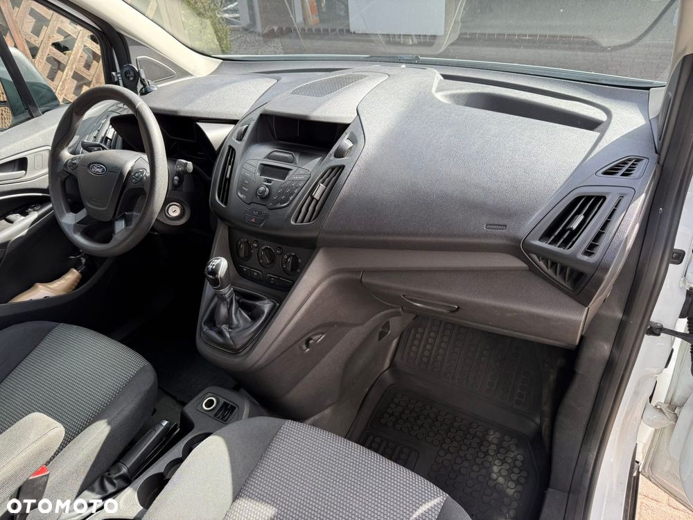 Ford Transit Connect - 13