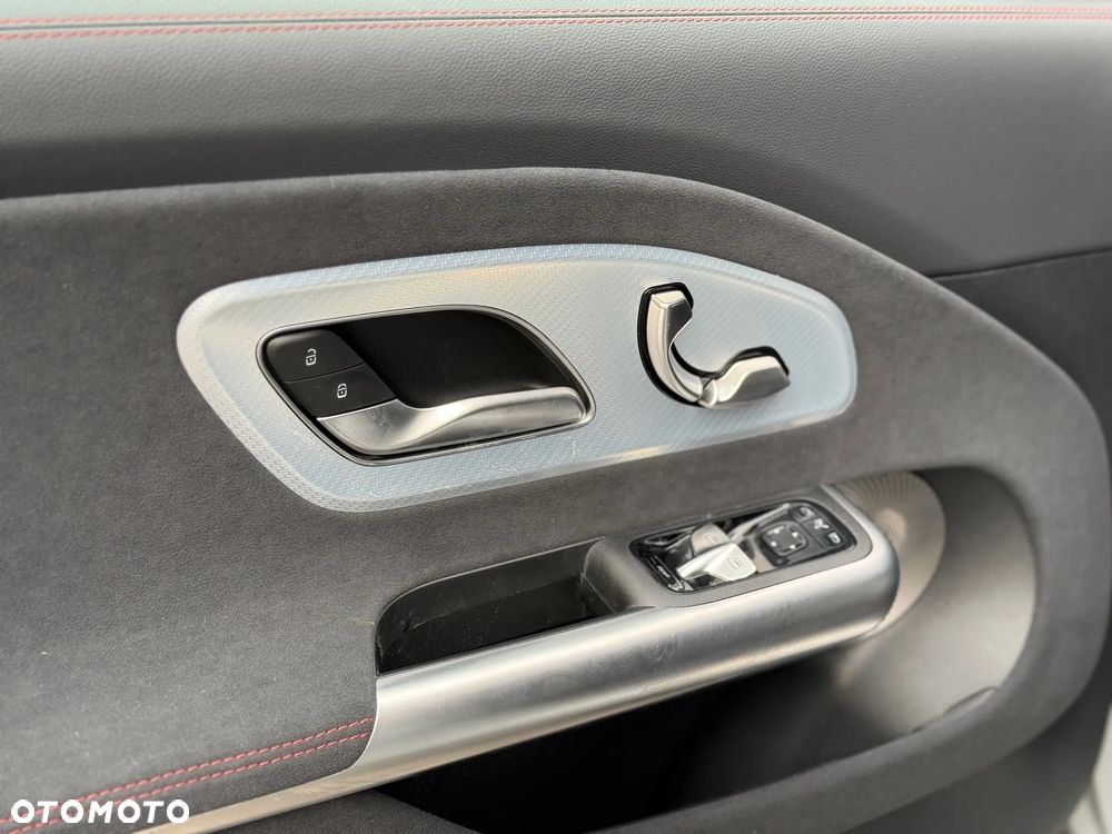 Mercedes-Benz CLA 200 - 11