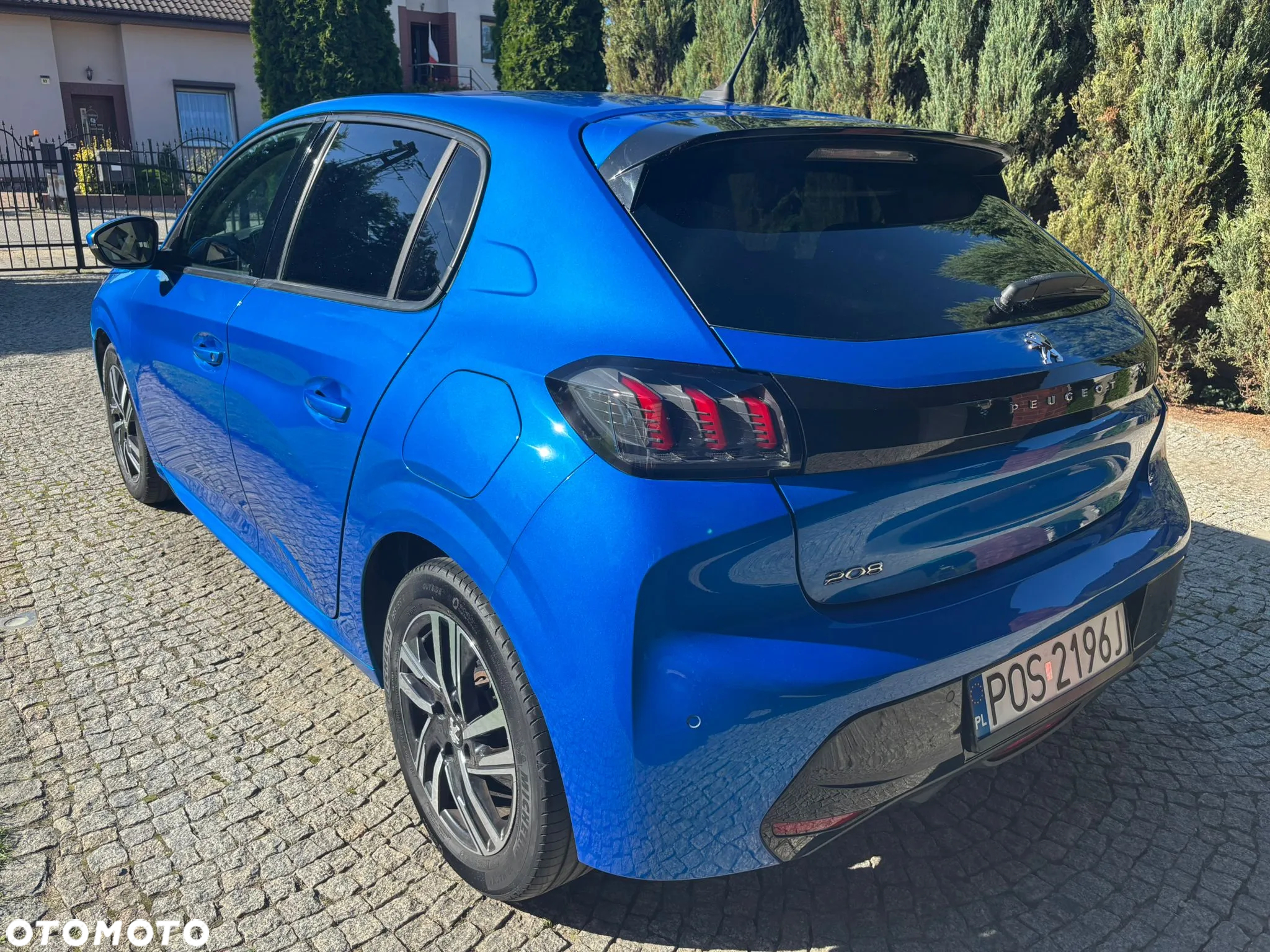 Peugeot 208 PureTech 100 Allure Pack - 8