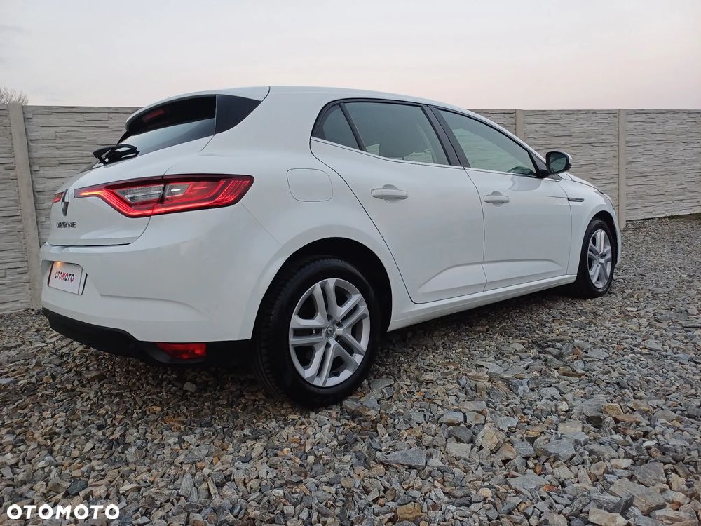 Renault Megane 1.5 Blue dCi Intens - 15