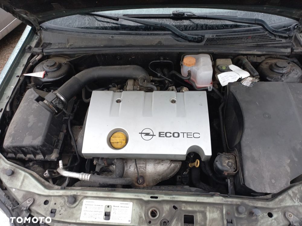 Opel Vectra C sedan 1.8 16V 03r silnik kompletny