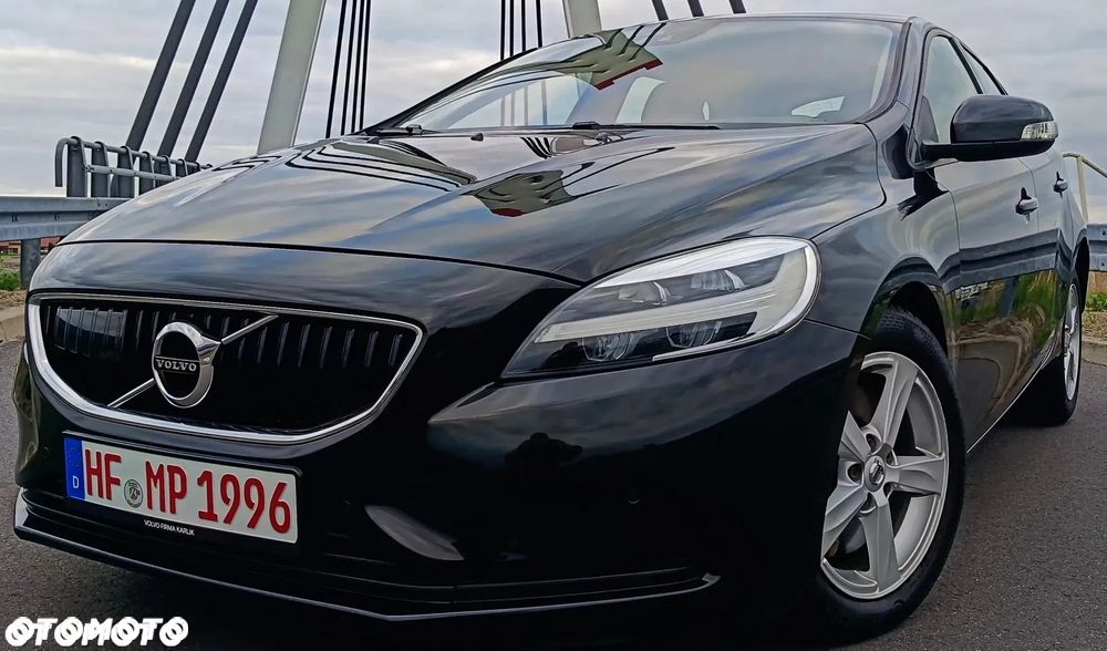 Volvo V40 D2 Geartronic RDesign - 3