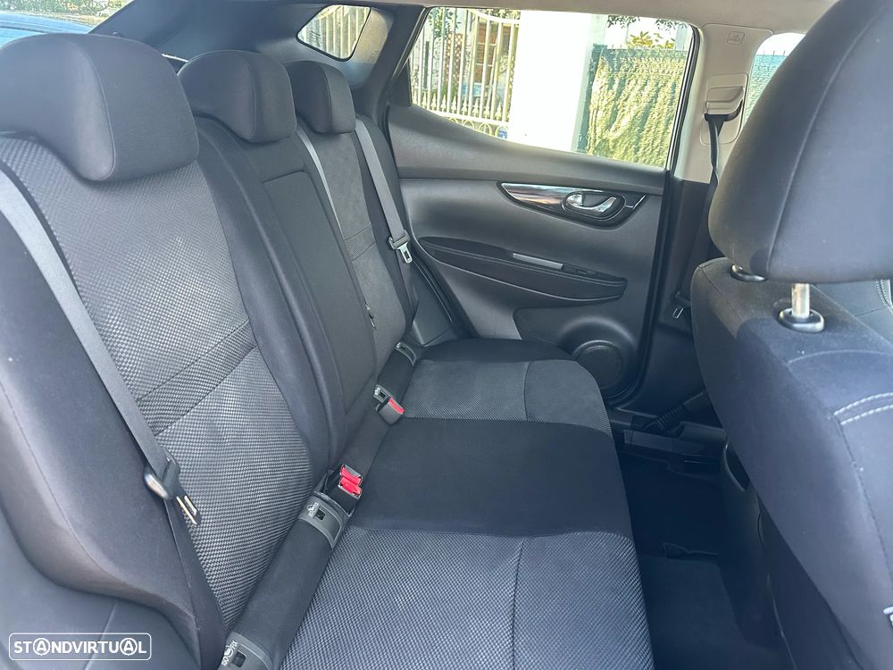 Nissan Qashqai 1.5 dCi Acenta PS+NC - 10