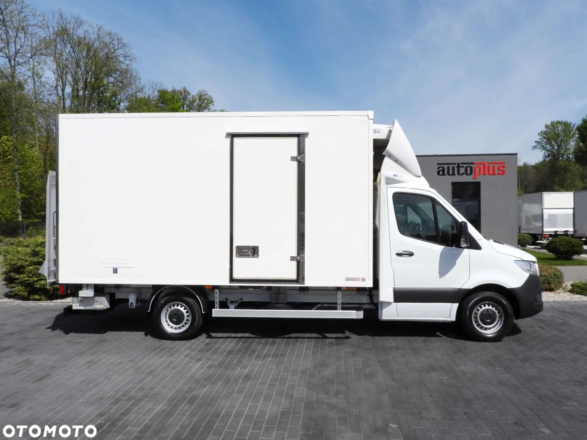 Mercedes-Benz SPRINTER 316 CHŁODNIA KONTENER 0*C WINDA 8 PALET TEMPOMAT PNEUMATYKA KLIMATYZACJA 160KM - 7