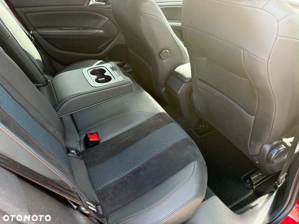 Peugeot 308 PureTech 130 GPF EAT8 Stop & Start Allure Pack - 11