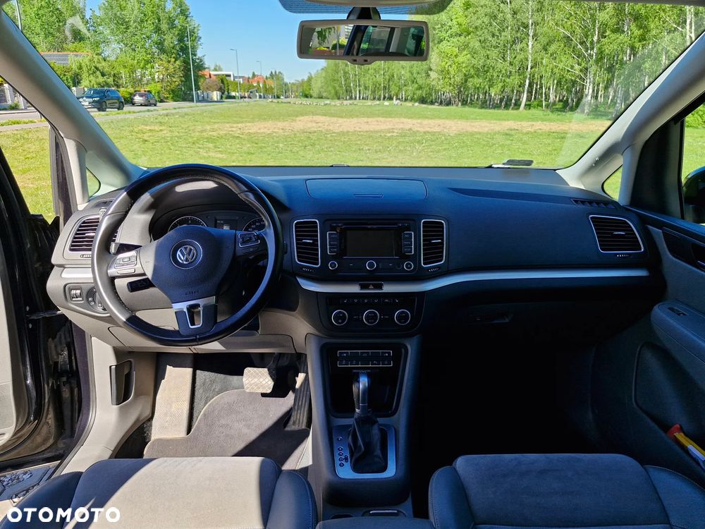 Volkswagen Sharan 2.0 TDI Highline DSG - 10