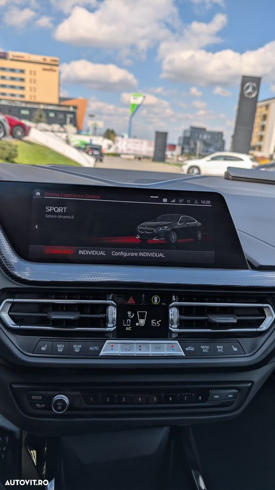 BMW Seria 2 218d Aut. - 23
