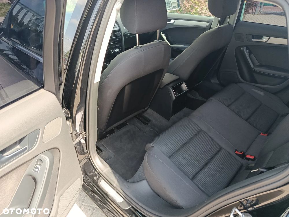 Audi A4 Avant 2.0 TDI quattro - 11