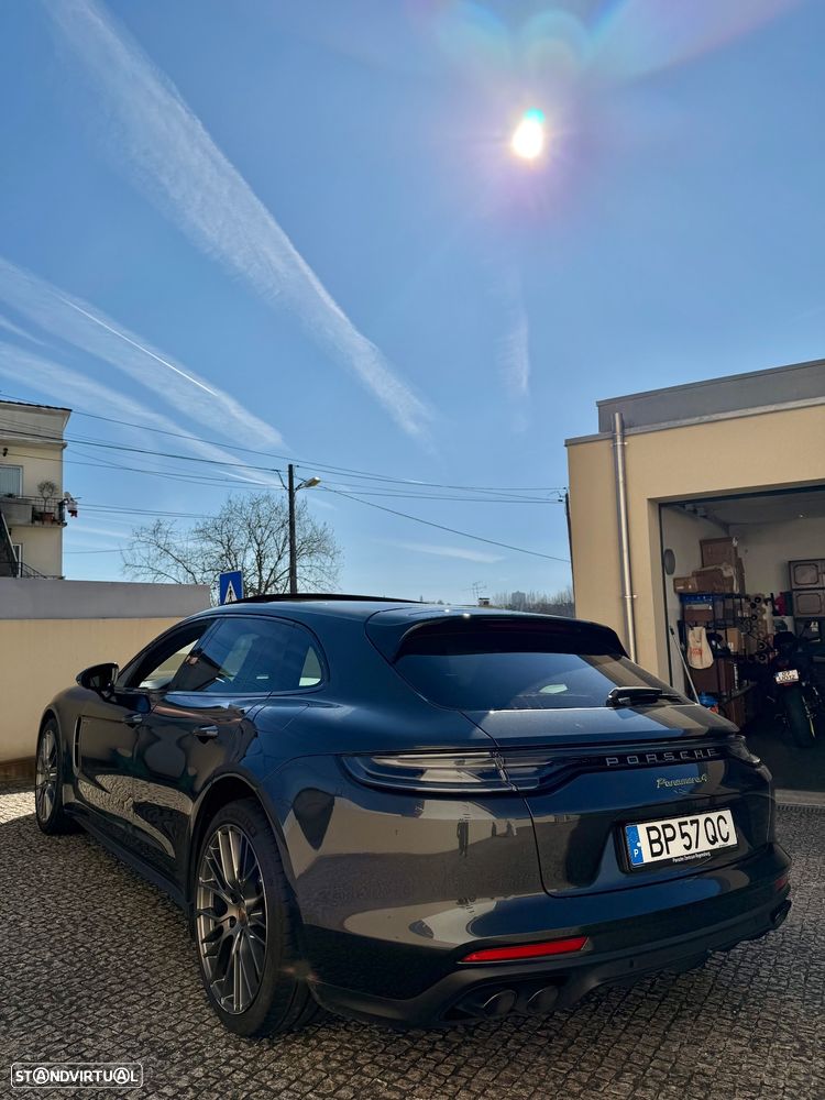 Porsche Panamera Sport Turismo 4 E-Hybrid Platinum Edition - 1