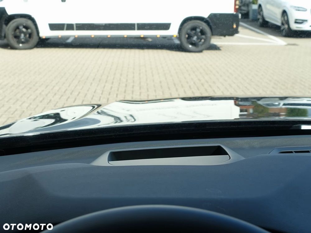 Volvo XC 60 B5 B AWD Plus Black Edition - 17