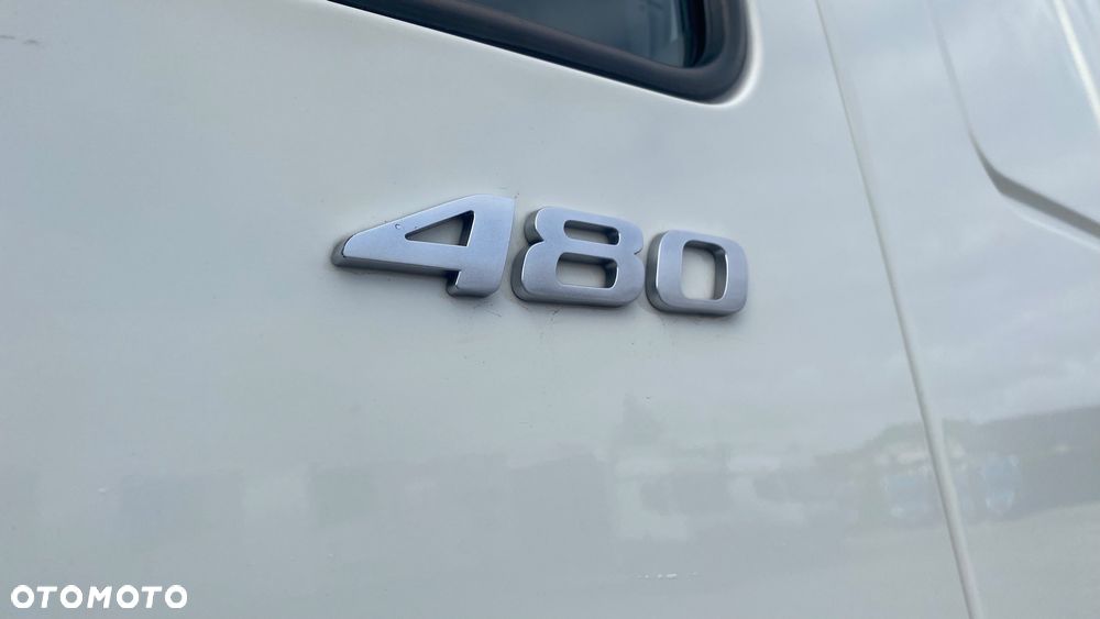 DAF 480 SuperSpaceCabe - 16