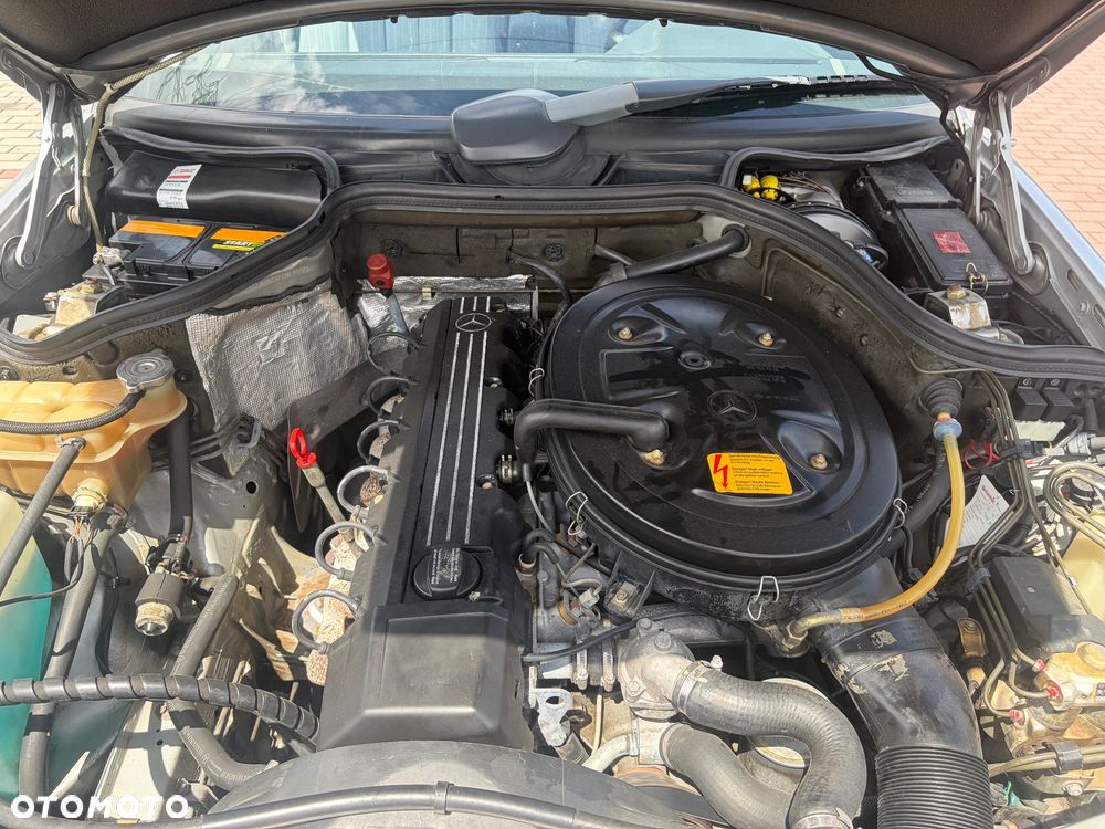 Mercedes-Benz W124 (1984-1993) - 19