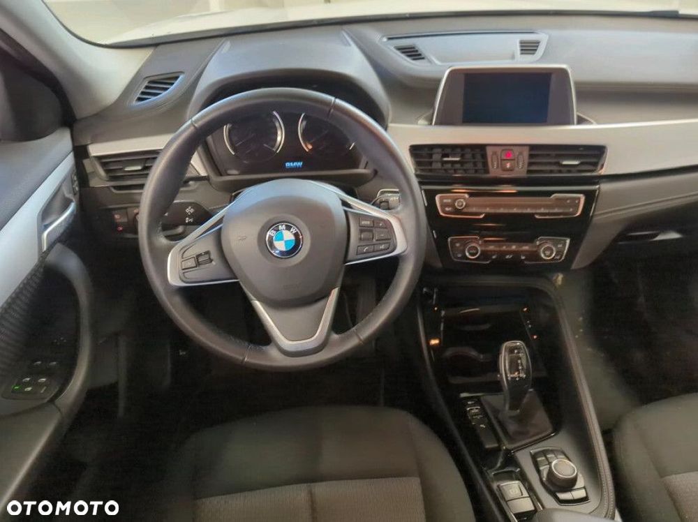 BMW X2 sDrive18i GPF Advantage - 3