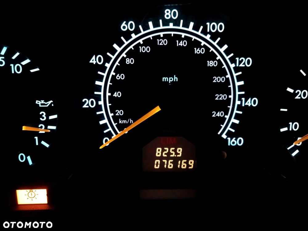 Mercedes-Benz SL - 33