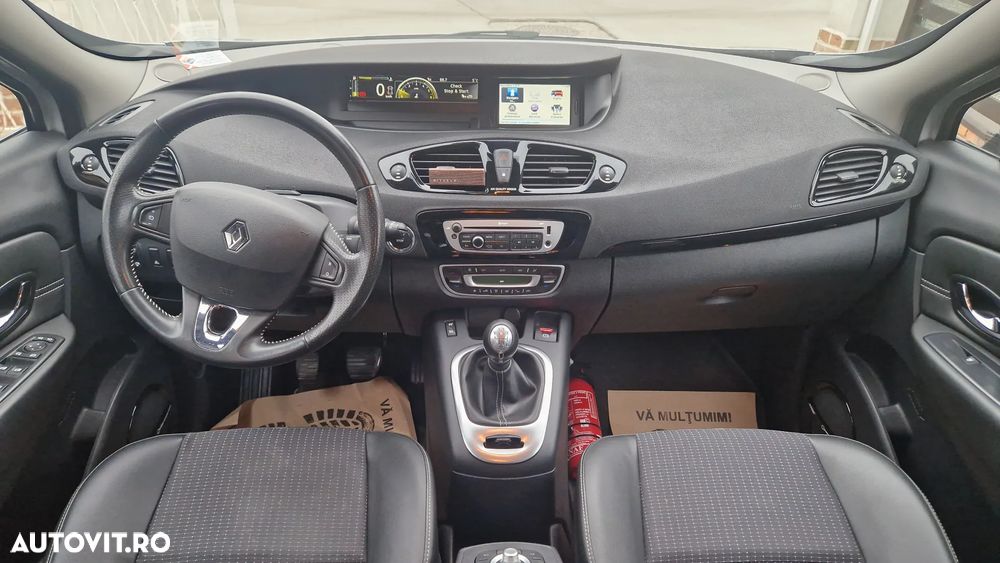 Renault Grand Scenic Energy dCi 110 S&S Bose Edition - 9