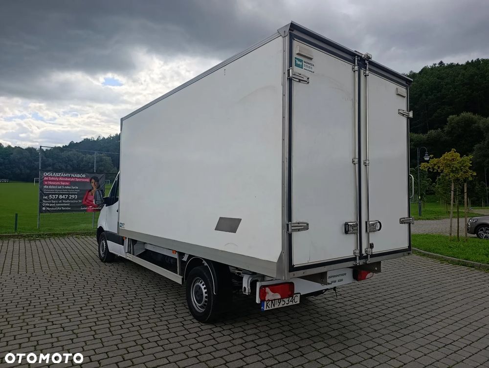 Mercedes-Benz Sprinter 316 - 9