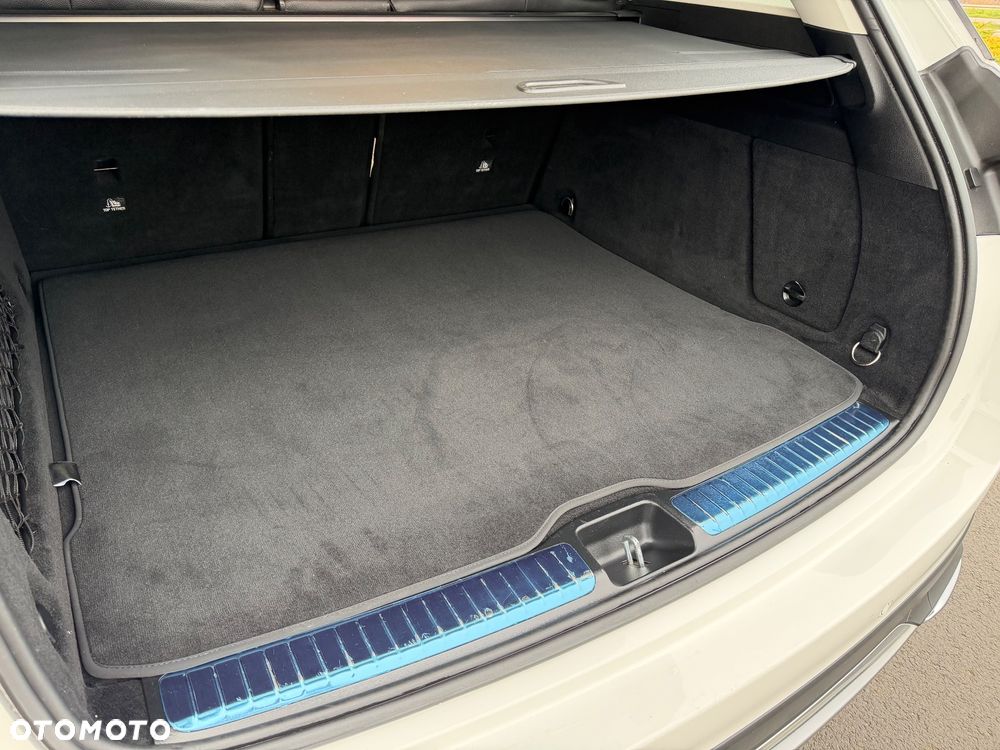 Mercedes-Benz GLE - 10