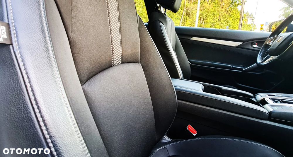 Honda Civic 2.0 i-VTEC LX CVT - 24