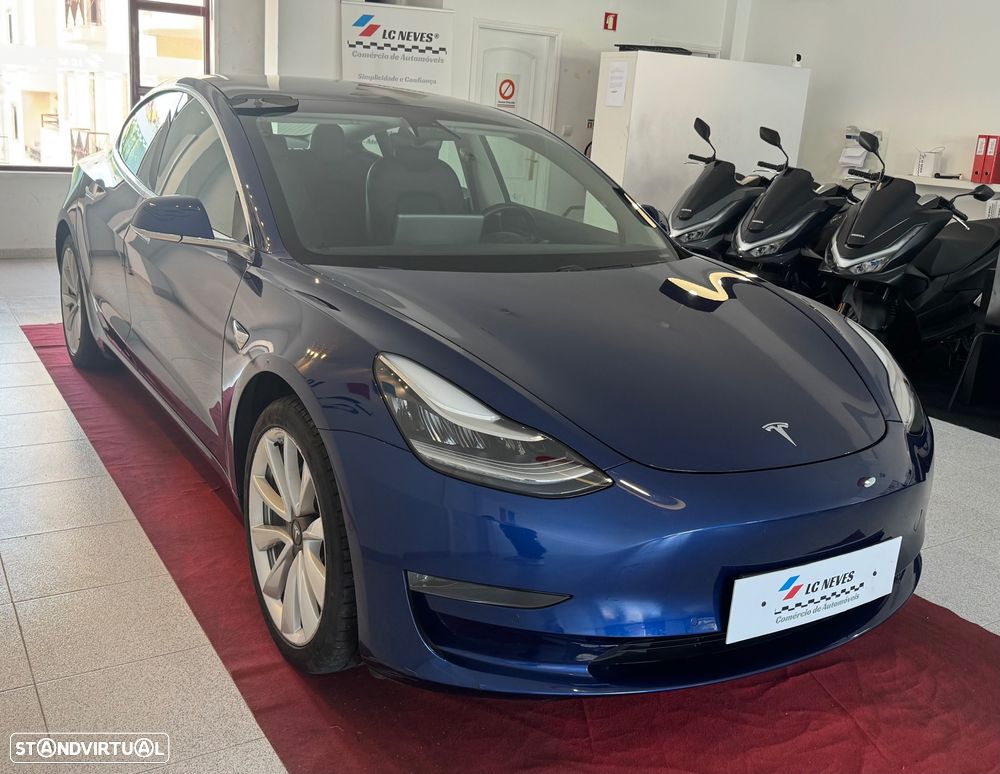 Tesla Model 3 Long-Range Dual Motor AWD - 4