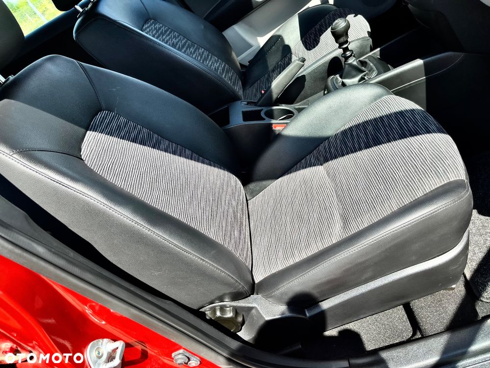 Kia Ceed 1.4 CVVT LX Basis - 18