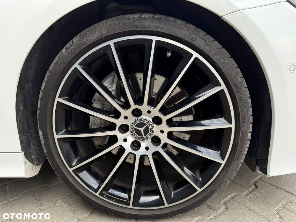 Mercedes-Benz Klasa E 200 9G-TRONIC - 13