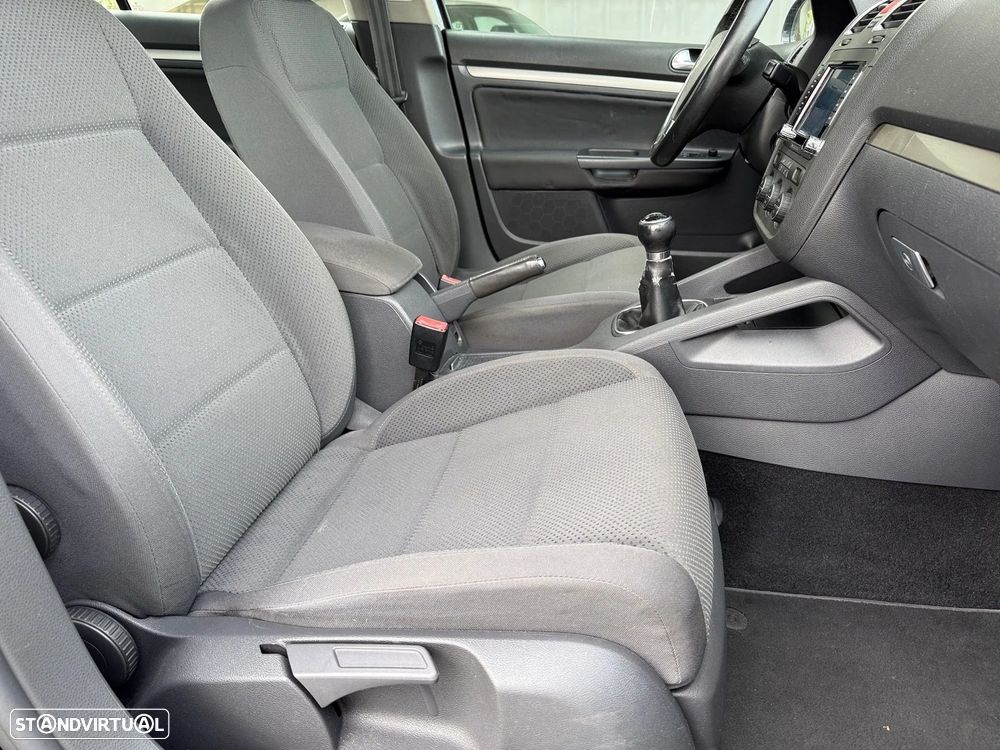 VW Golf 1.4 TSi Trendline Pack - 17