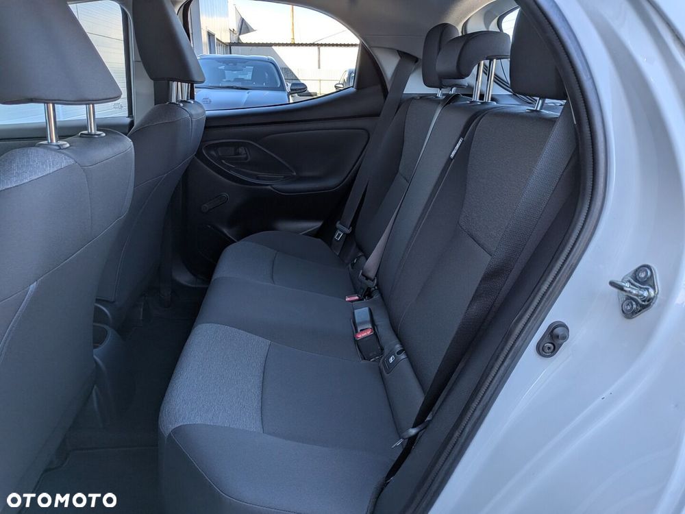 Toyota Yaris - 35