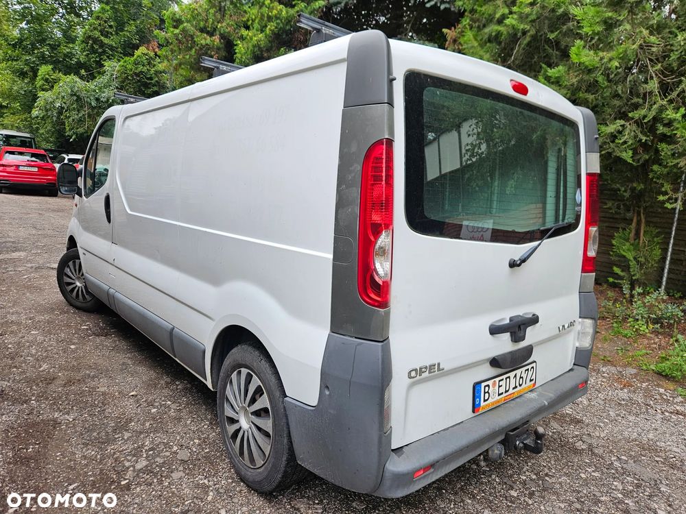 Opel Vivaro - 4