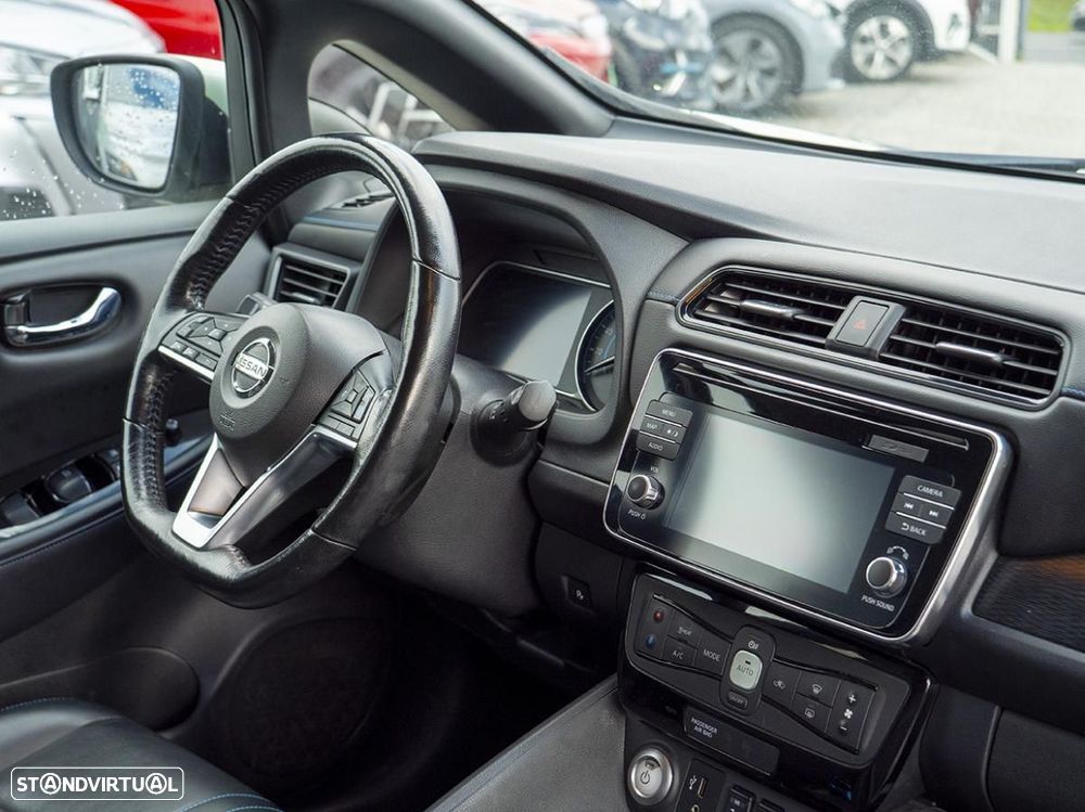 Nissan Leaf 40 kWh N-Connecta - 20
