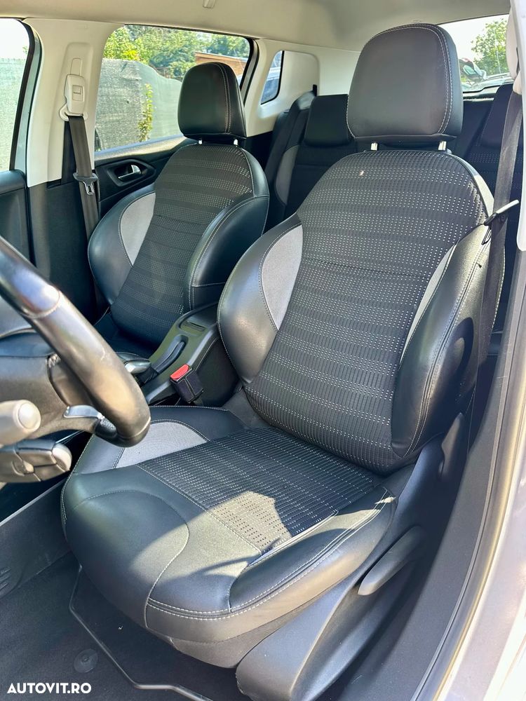 Peugeot 2008 - 5
