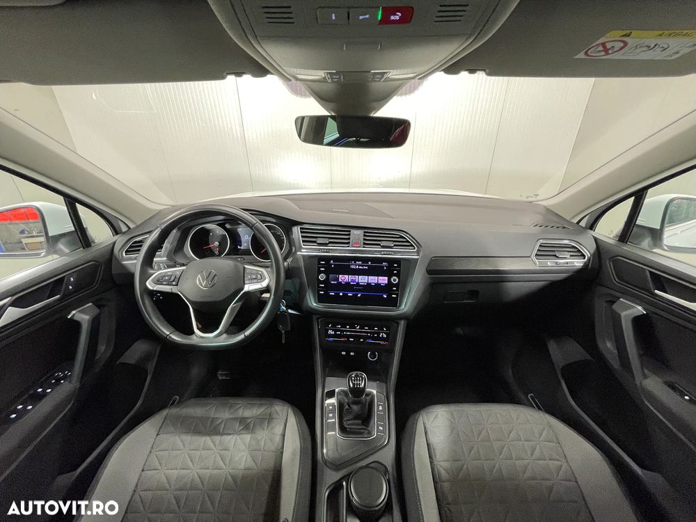 Volkswagen Tiguan 1.5 TSI OPF Life - 9