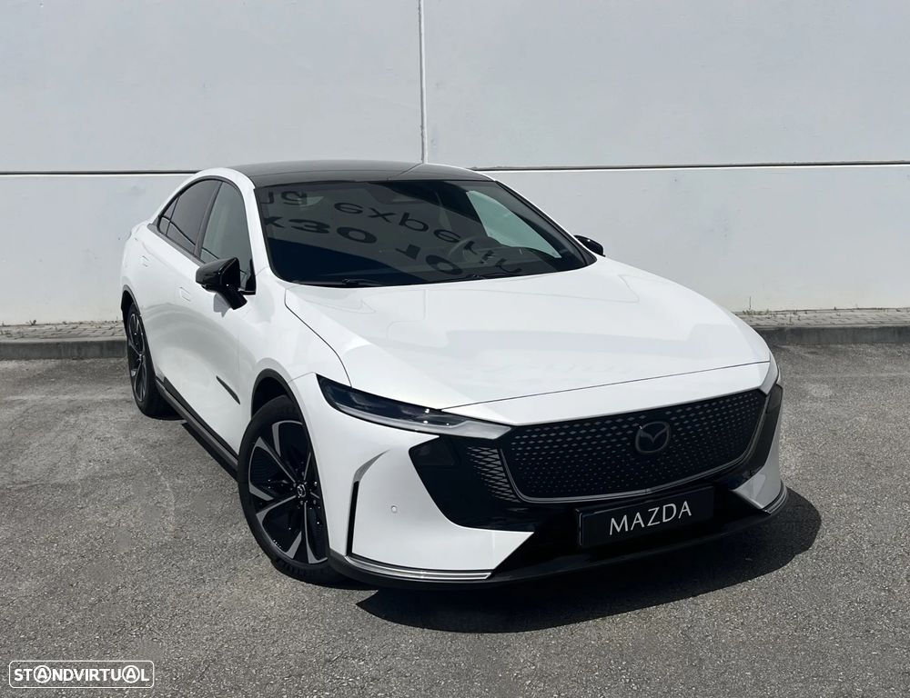 Mazda 6e 68.8 kWh Takumi - 4