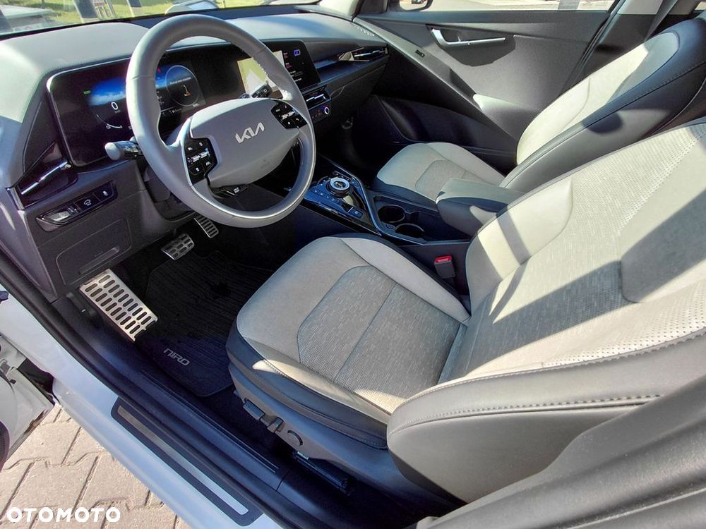 Kia Niro e-Niro 64kWh XL - 9