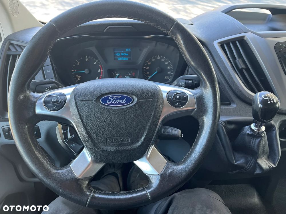 Ford Transit - 4