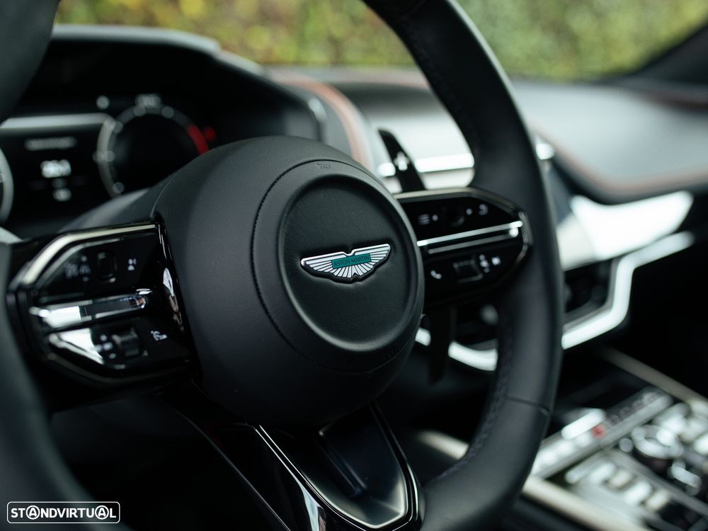 Aston Martin DBX 707 - 31