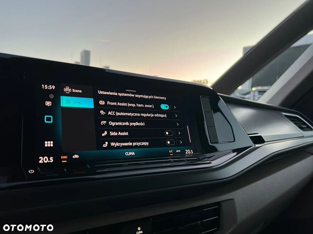 Volkswagen Multivan 2.0 TDI L2 Family DSG - 23