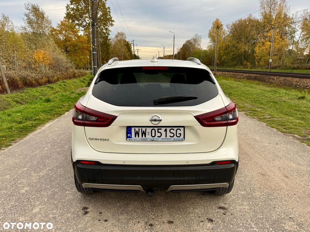 Nissan Qashqai 1.3 DIG-T N-Connecta DCT - 6