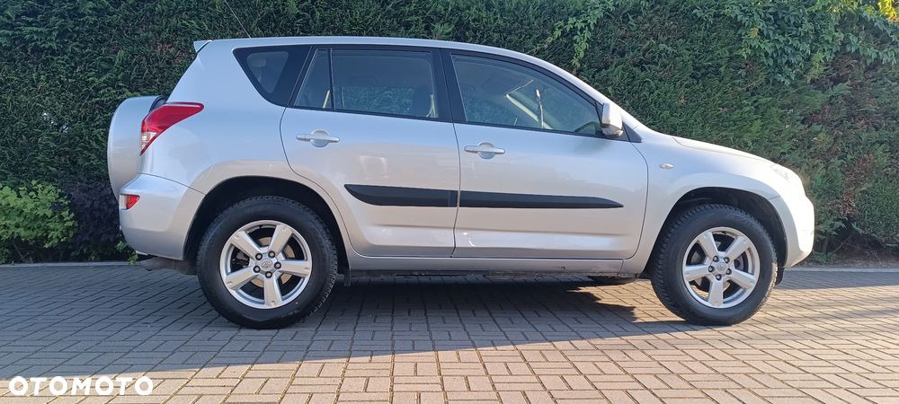 Toyota RAV4 2.0 VVT-i Sol - 2