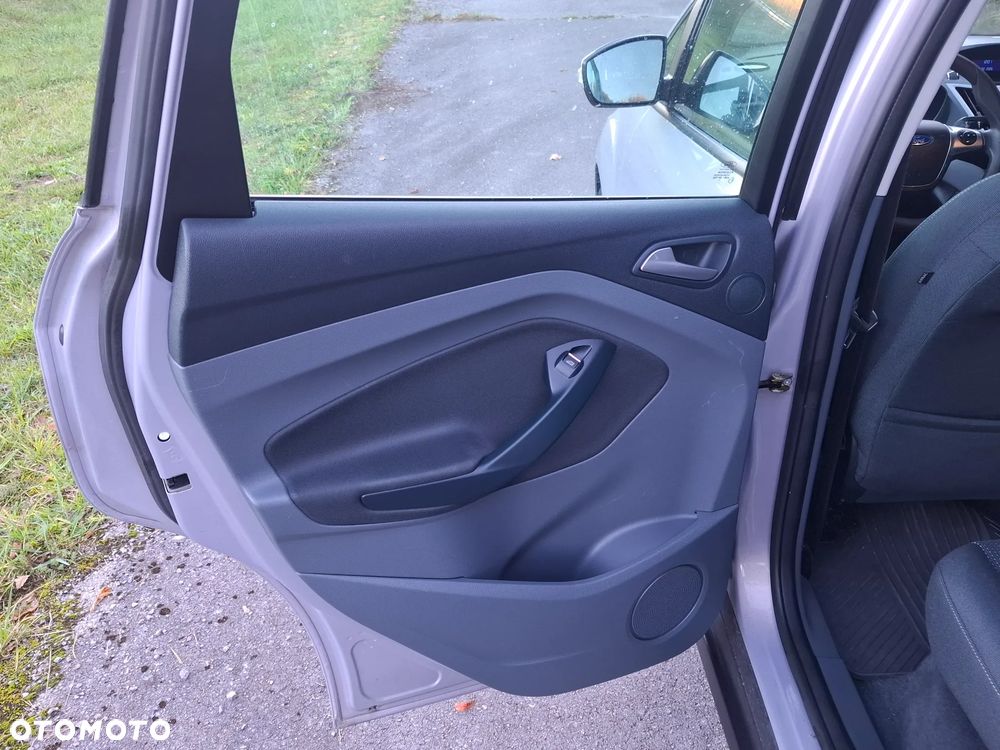 Ford C-MAX - 13