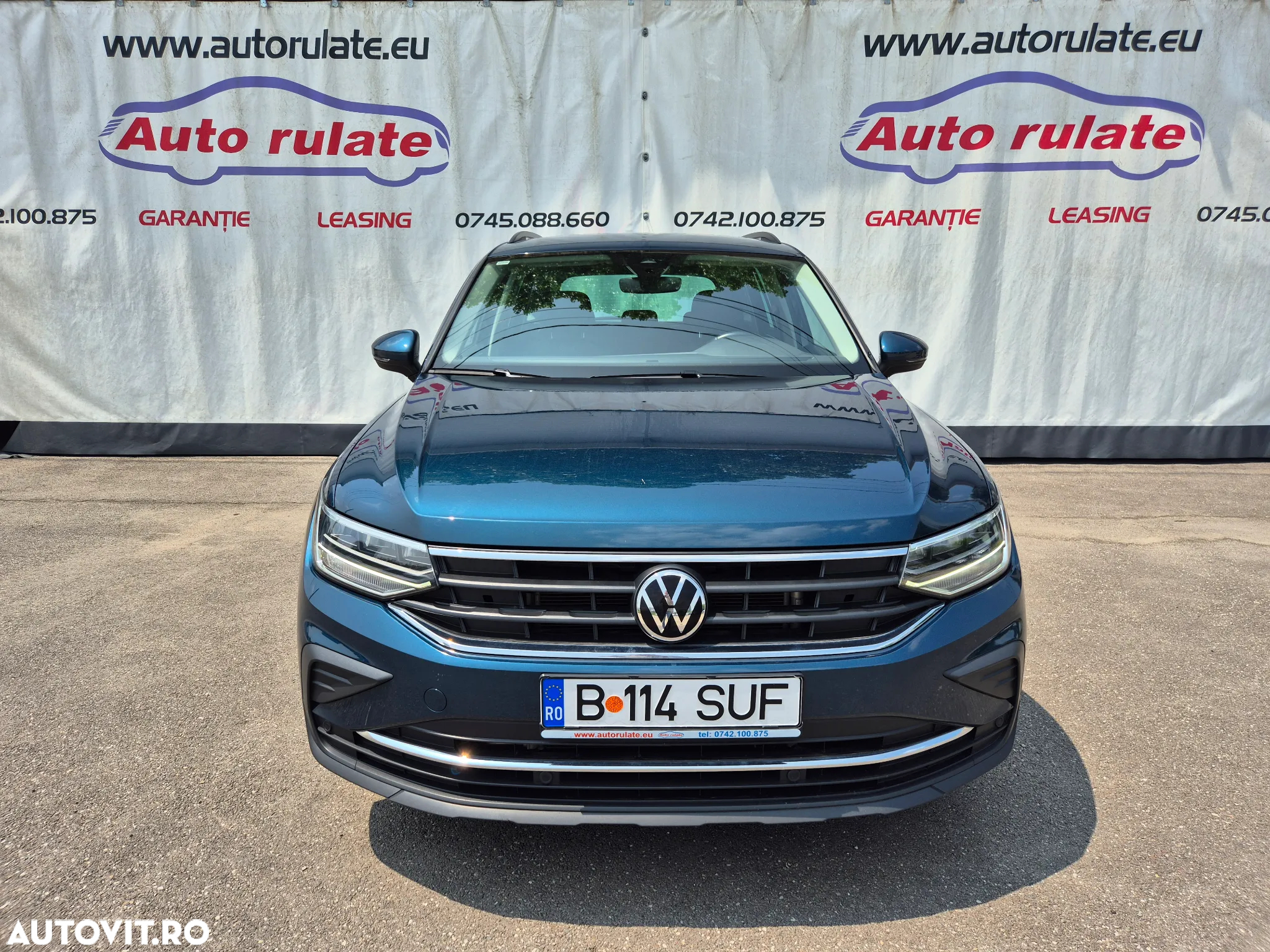 Volkswagen Tiguan - 8